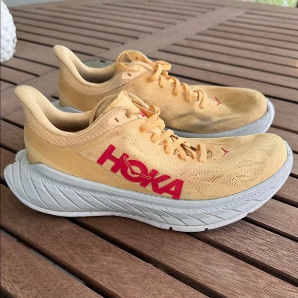 Hoka Women’s Carbon X 2 running shoes - Picture 2 of 9